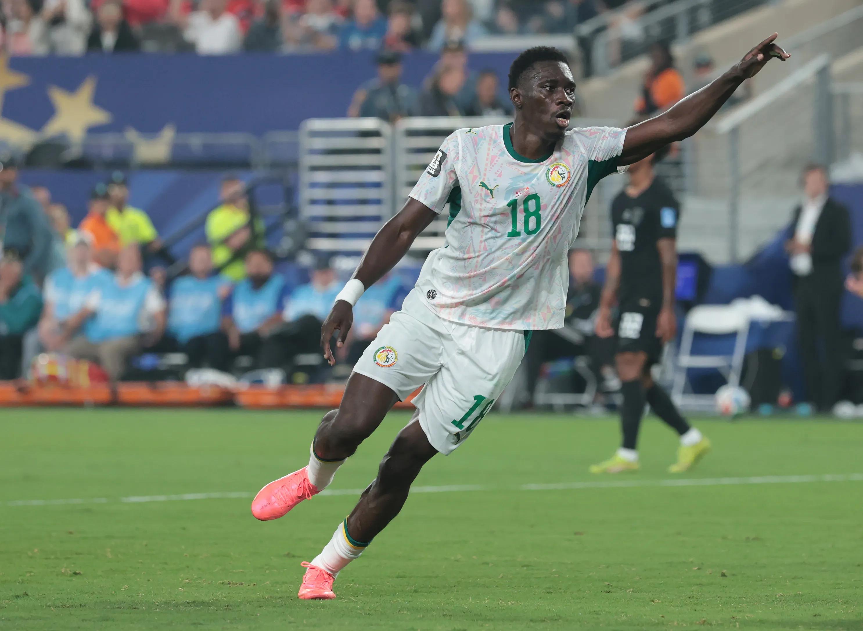 Fans in Dakar can't stop crying after what they saw