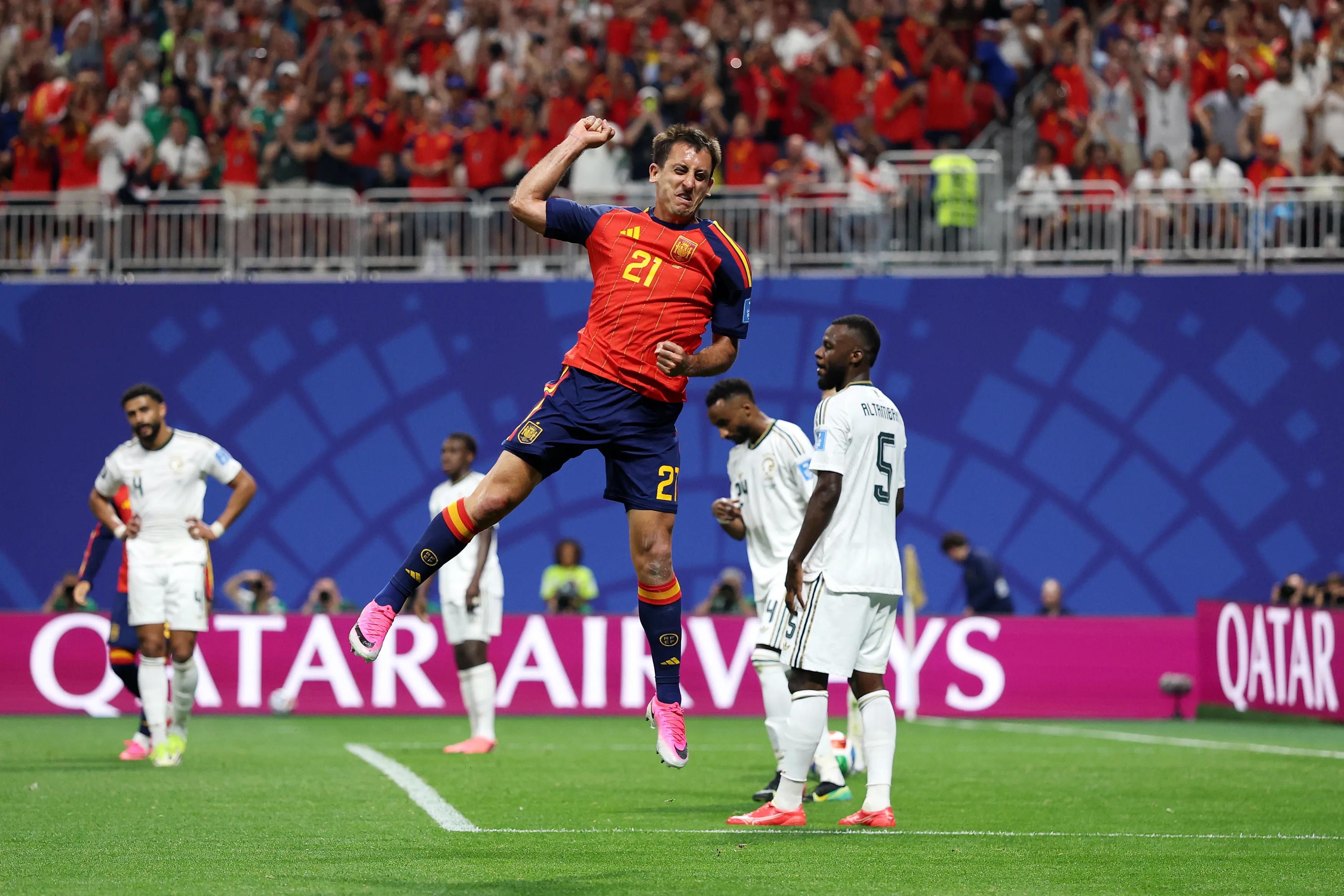 Atlanta's Spanish fans held their breath — just like they did in 2010 — before the storm broke